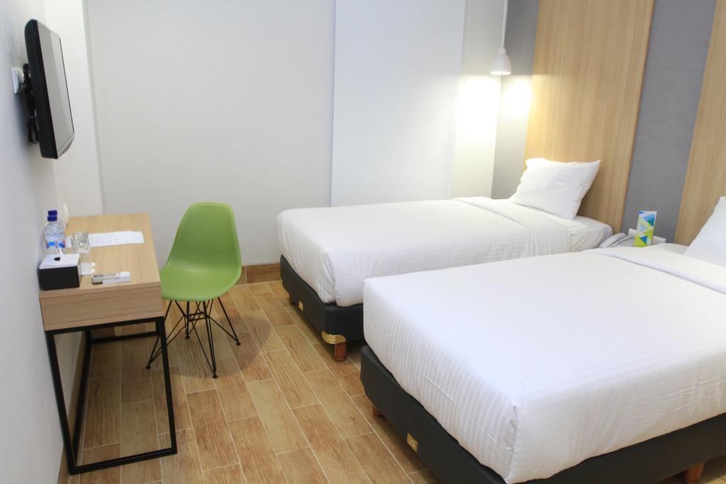 Hotel Citradream Семаранг Экстерьер фото