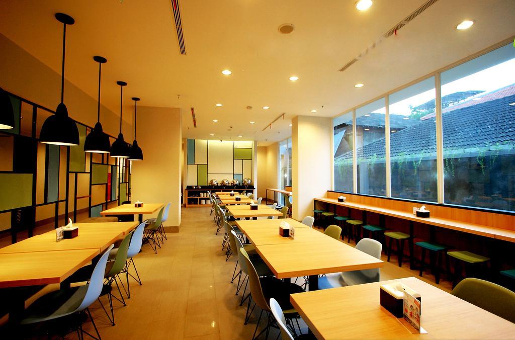 Hotel Citradream Семаранг Экстерьер фото